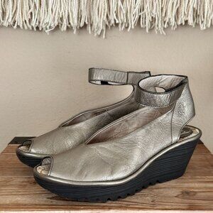 Fly London Yala Metallic Silver Pewter Peep Toe Ankle Strap Wedge Sandal Size 40